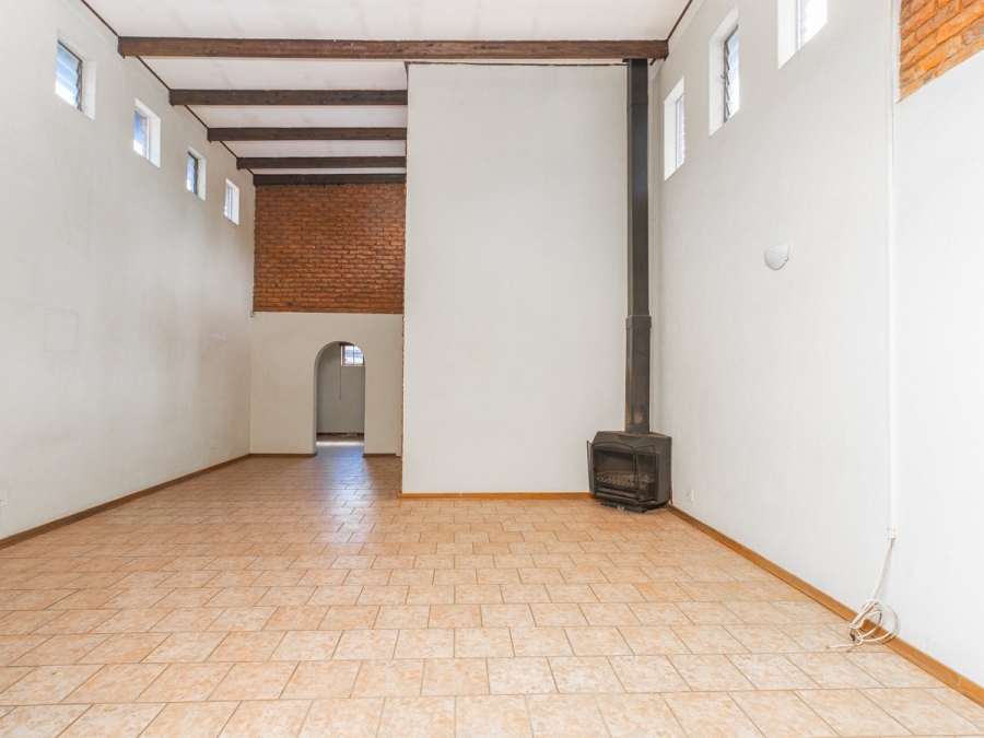 4 Bedroom Property for Sale in Ifafi North West